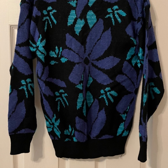 Vintage purple floral sweater - Picture 4 of 10